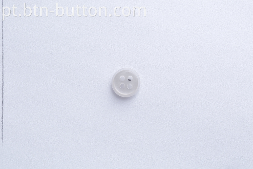 Pearly transparent bottom buttons for shirts